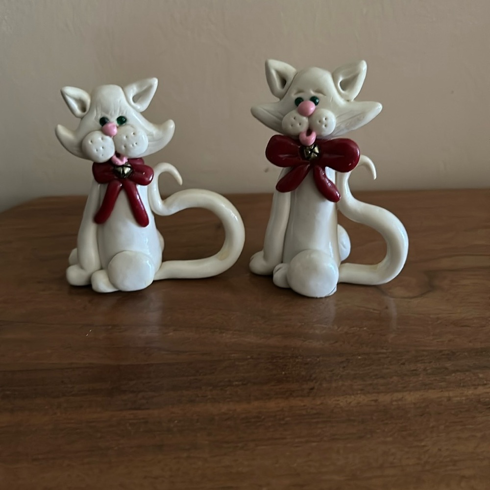 Cat napkin holders